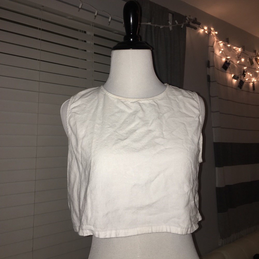 loose crop top